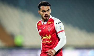 اورونوف، نگرانی جدید سرمربی پرسپولیس